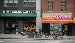 starbucks-vs-Dunkin-for-vegans-scaled-1925026303.webp