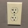 electrical outlet with t shaped from www.howtolookatahouse.com