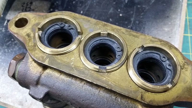 seal_case_2.jpg